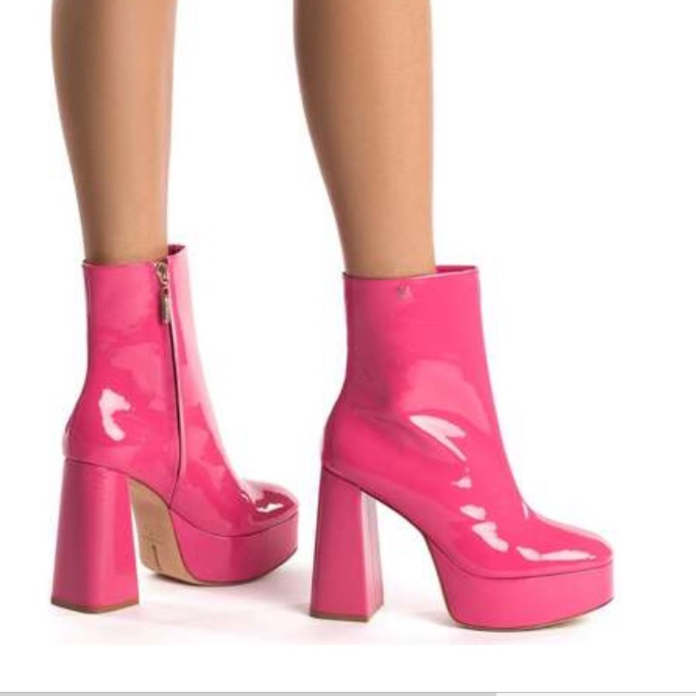NWOB Larroude Dolly Bright Pink Patent Leather Platform Boots🩷
